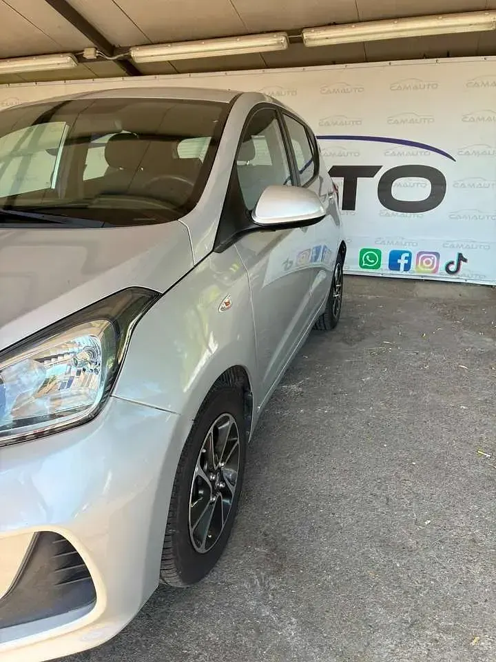 Usata Hyundai i10 Classic 67 CV (49 kW) 2018 Argento Utilitaria