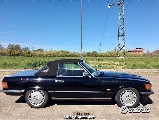 Usata Mercedes SL300 188 CV (138 kW) 1987 Nero Cabrio