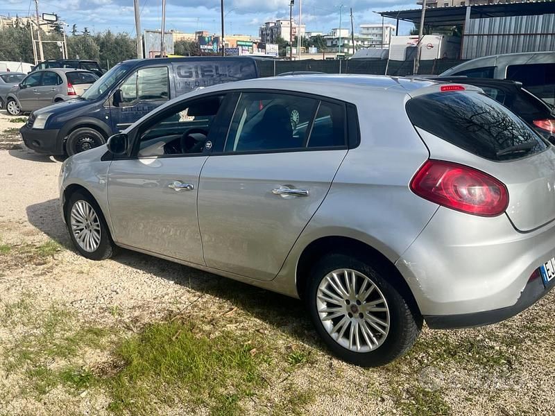 Usata Fiat Bravo Emotion 120 CV (88 kW) 2011 Grigio Utilitaria