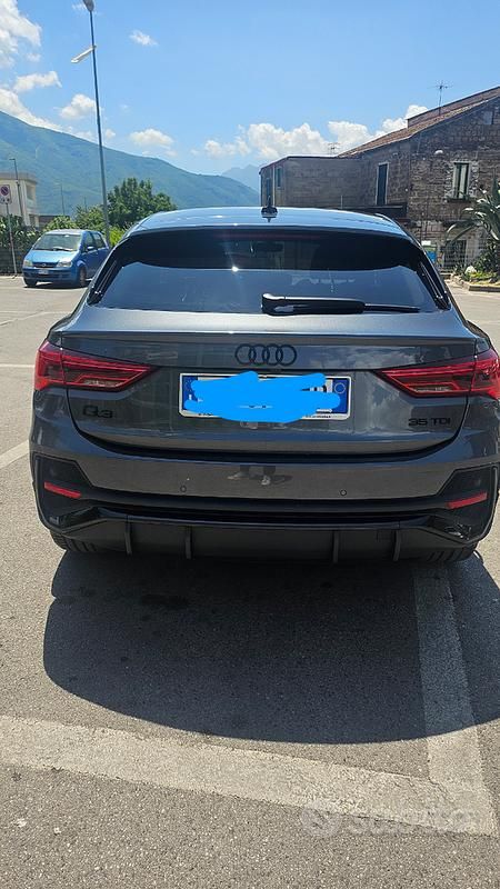 Usata Audi Q3 Sportback 120 CV (88 kW) 2025 Grigio SUV