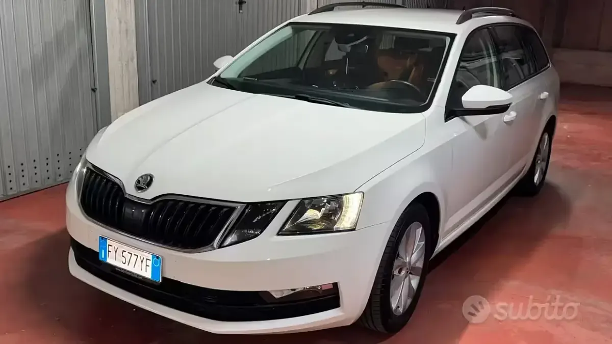Usata Skoda Octavia 131 CV (96 kW) 2019 Bianco Station wagon