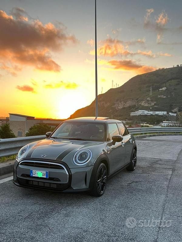 Usata Mini ONE 75 CV (55 kW) 2021 Utilitaria