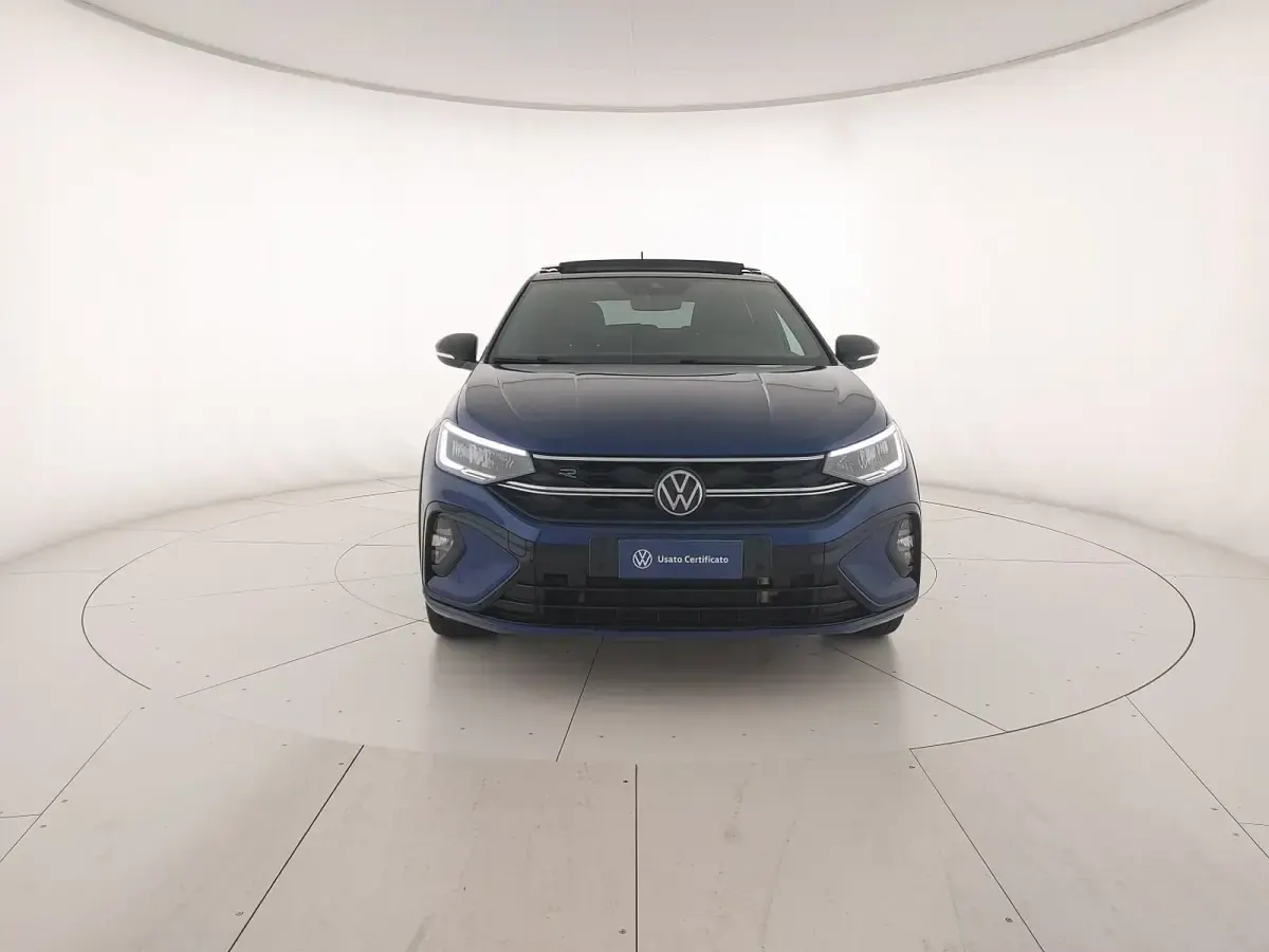 Usata VW Taigo R-line 150 CV (110 kW) 2023 Reef blue metallizzato nero SUV