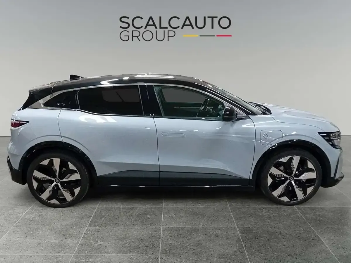 Usata Renault Megane E-Tech Evolution 160 kW (218 CV) 2023 Grigio Berlina