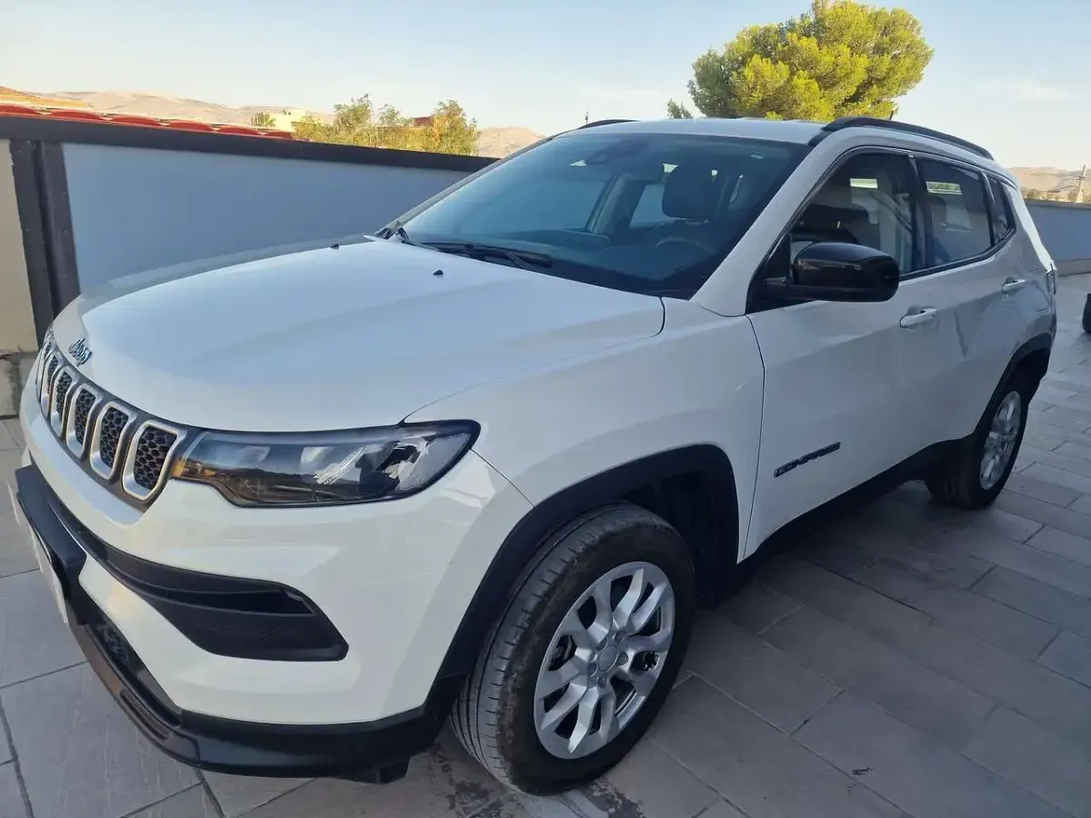 Usata Jeep Compass 131 CV (96 kW) 2022 Bianco SUV