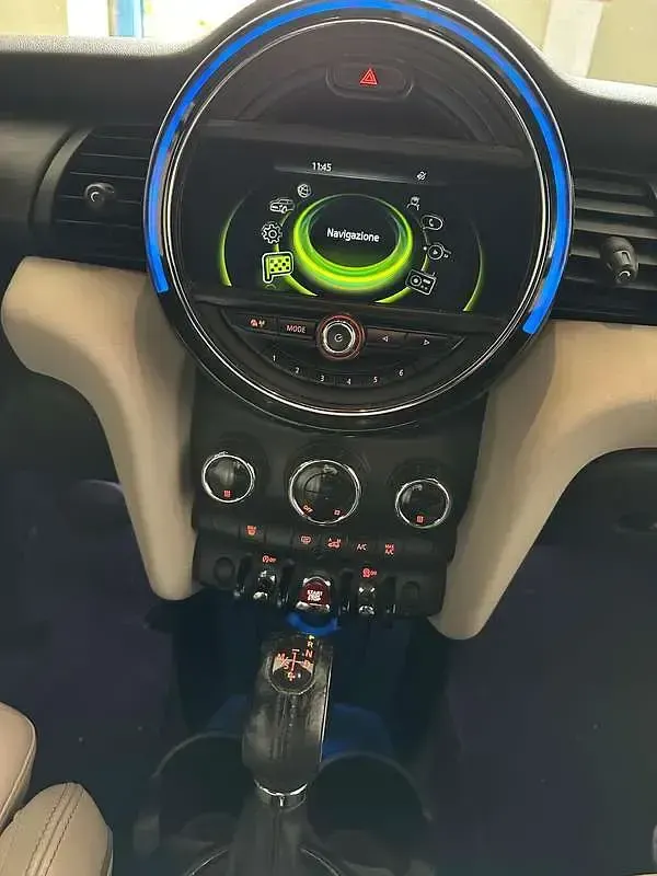 Usata Mini Cooper D Cabriolet 111 CV (81 kW) 2016 Verde Cabrio