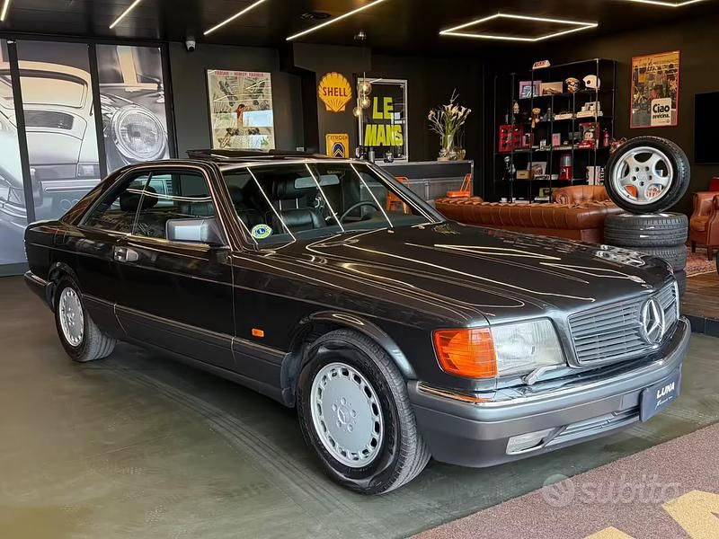 Usata Mercedes 560 299 CV (219 kW) 1992 Grigio Coupé