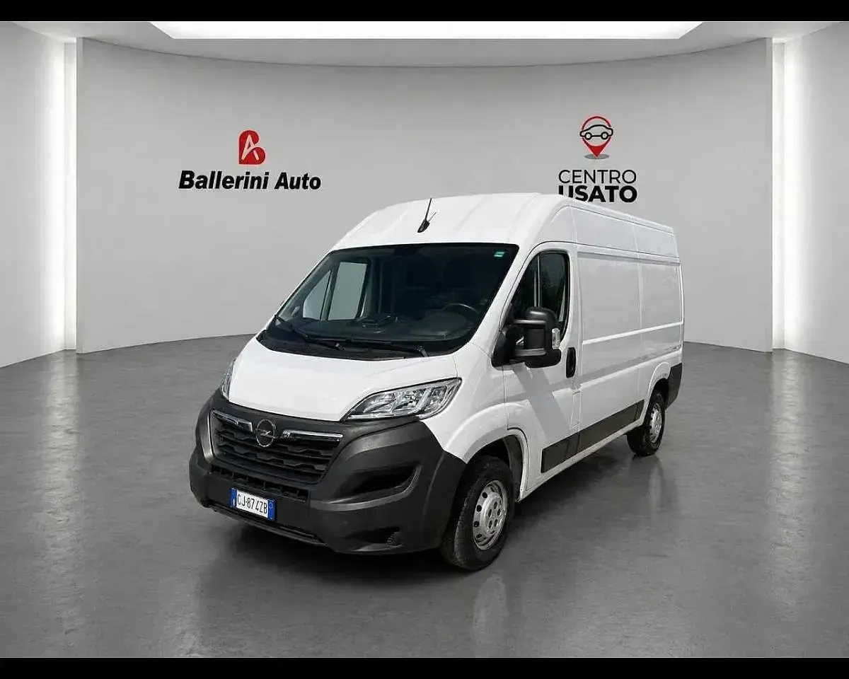 Usata Opel Movano 140 CV (102 kW) 2022 Furgone