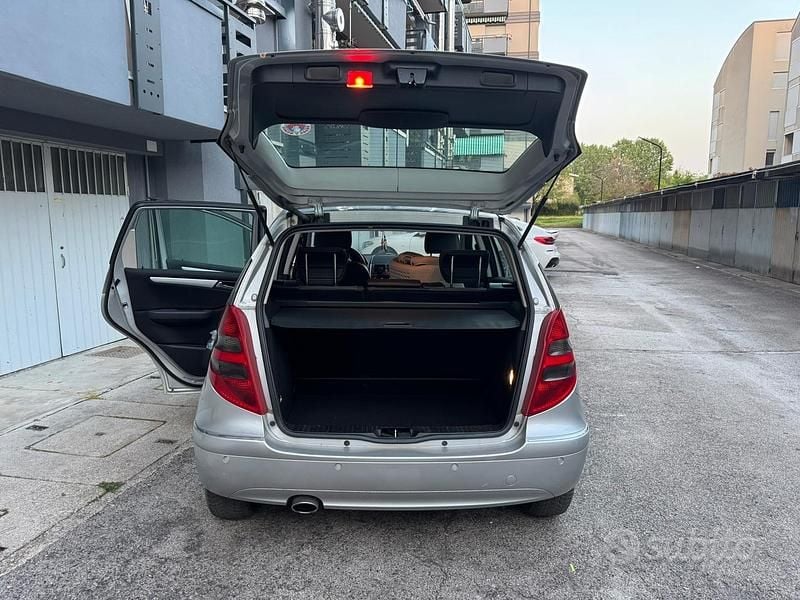 Usata Mercedes A150 Avantgarde 95 CV (69 kW) 2005 Berlina
