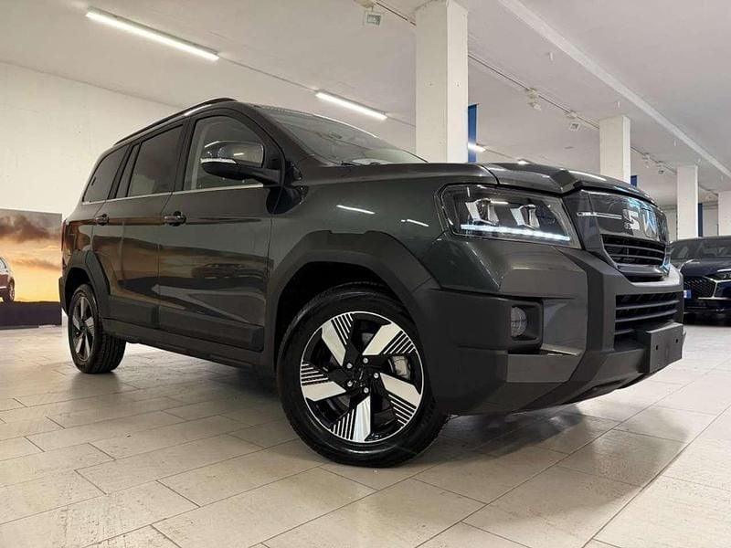 Nuova SWM G03 102 CV (75 kW) 2025 Grigio SUV