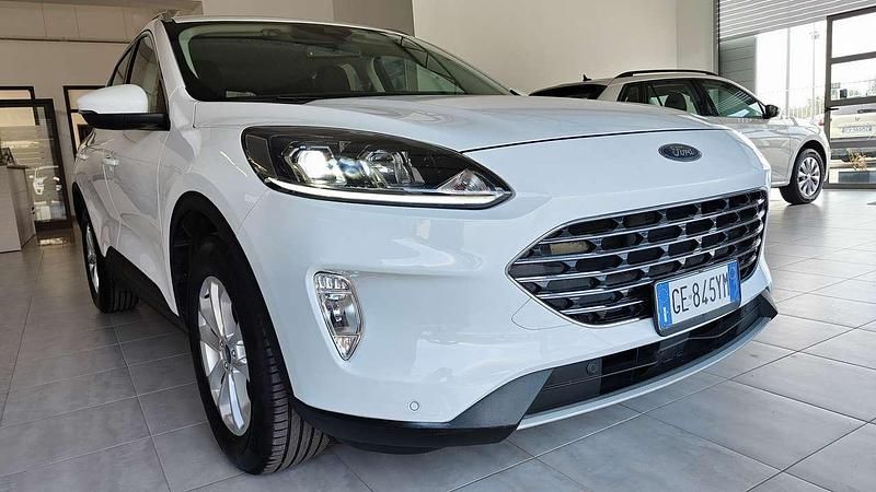 Usata Ford Kuga Business Edition 120 CV (88 kW) 2021 Bianco SUV