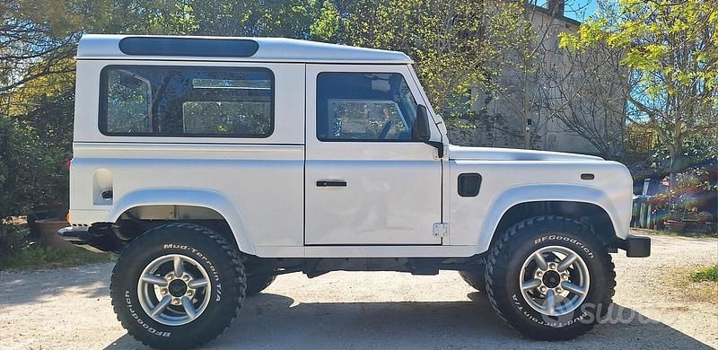 Usata Land Rover Defender 2000 SUV