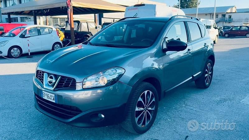 Usata Nissan Qashqai +2 Tekna 130 CV (95 kW) 2013 Grigio SUV