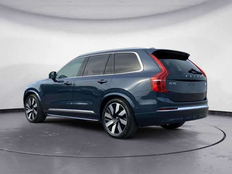 Usata Volvo XC90 310 CV (228 kW) 2024 Denim blue SUV