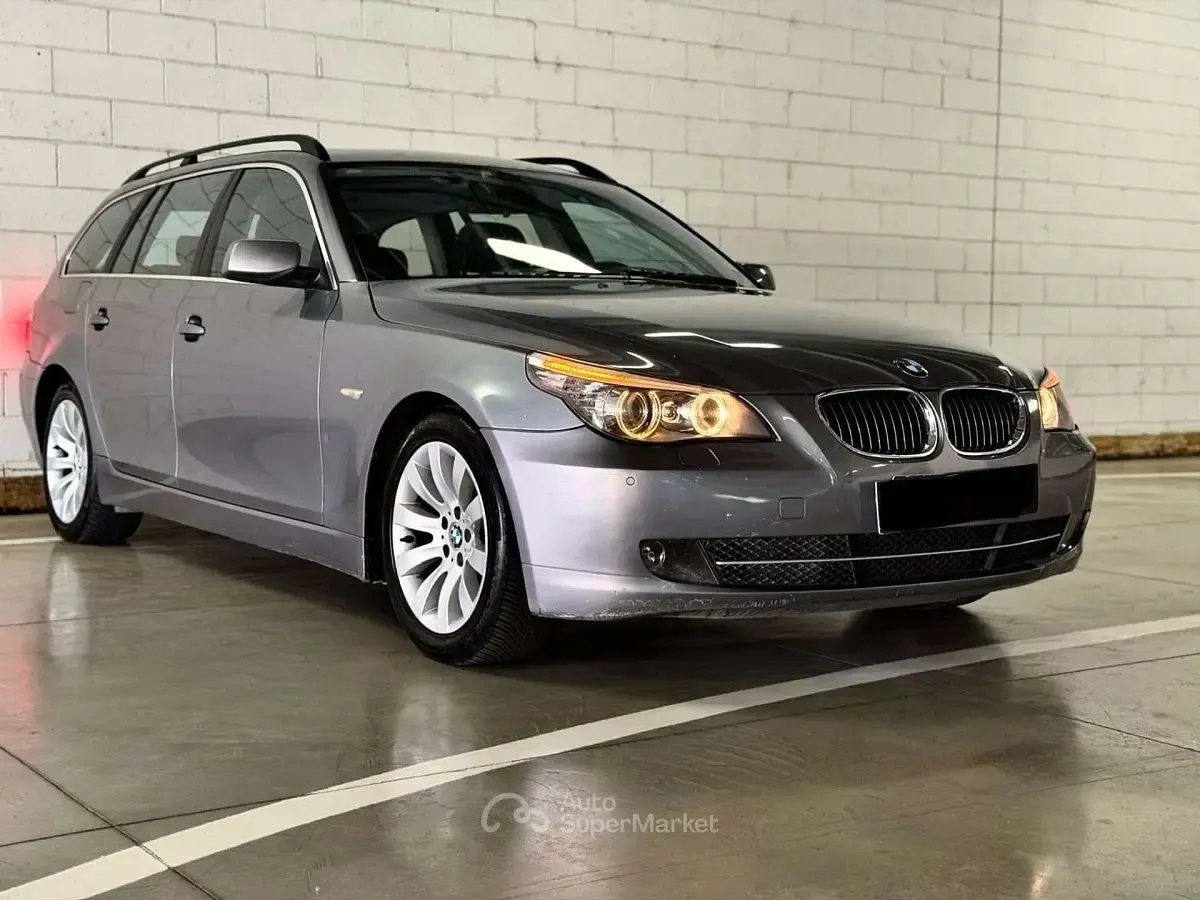 Usata BMW 530 235 CV (172 kW) 2008 Argento Station wagon
