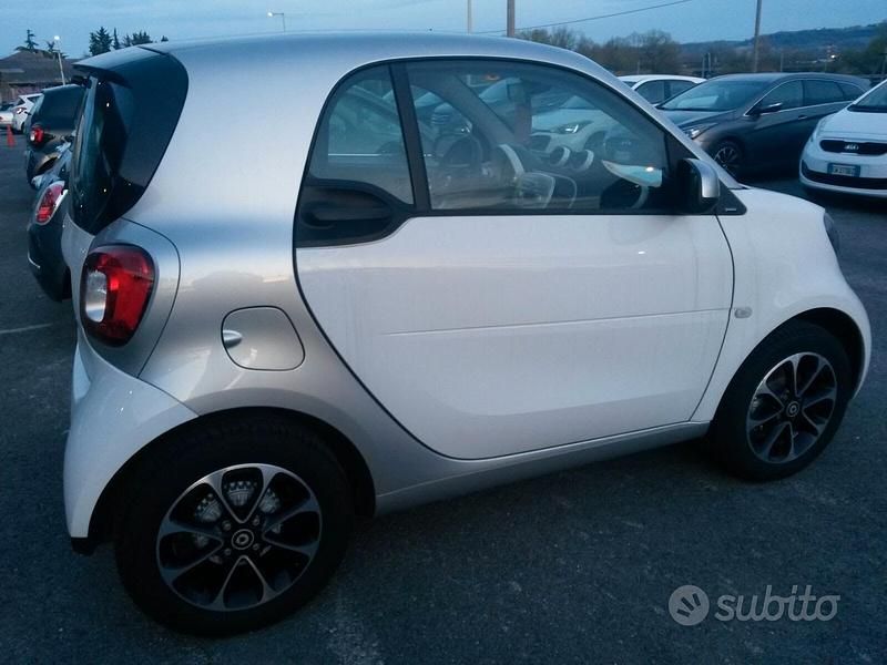 Usata Smart ForTwo Coupé Passion 70 CV (51 kW) 2015 Bianco Coupé