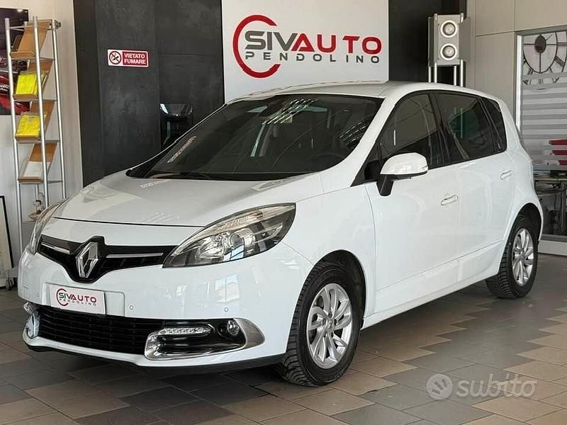 Bianco Usata 2014 Renault Scénic III XMOD Monovolume | 7999 € (Cara) - Immagine 1/4