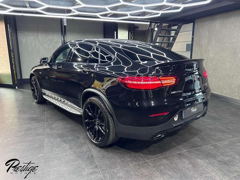 Usata Mercedes GLC43 AMG AMG 367 CV (269 kW) 2019 Nero Coupé