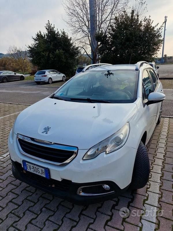 Usata Peugeot 2008 82 CV (60 kW) 2014 Bianco SUV