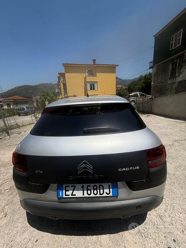 Usata Citroën C4 Cactus 99 CV (72 kW) 2016 Utilitaria