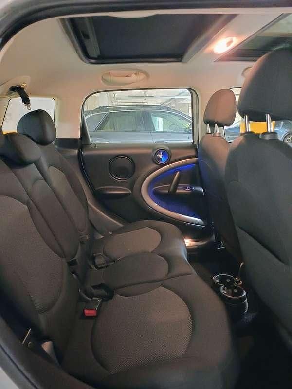 Usata Mini Cooper D Countryman 111 CV (81 kW) 2014 Argento SUV