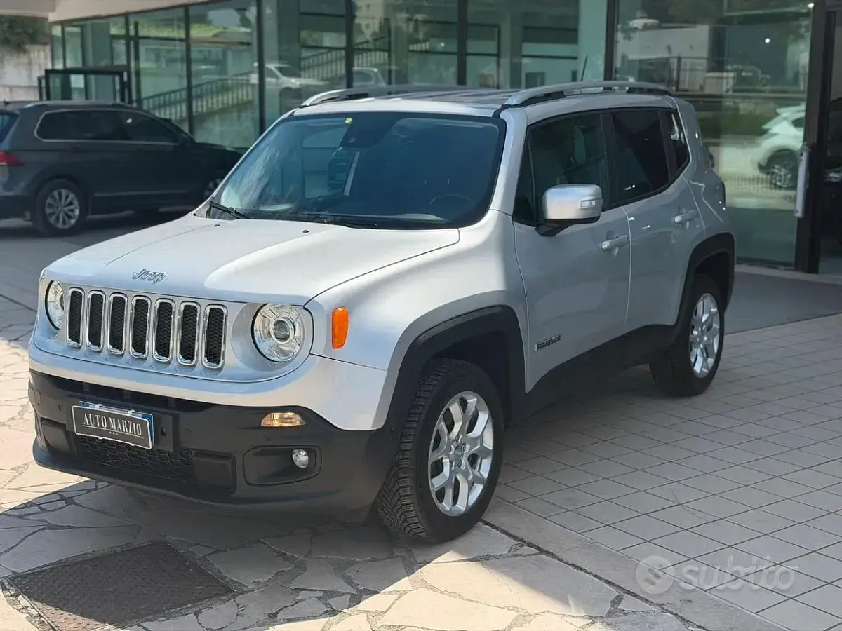 Usata Jeep Renegade Limited 140 CV (102 kW) 2017 Grigio SUV