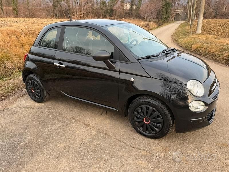 Nero Usata 2018 Fiat 500 Due volumi | 8499 € (Buon prezzo) - Immagine 1/4