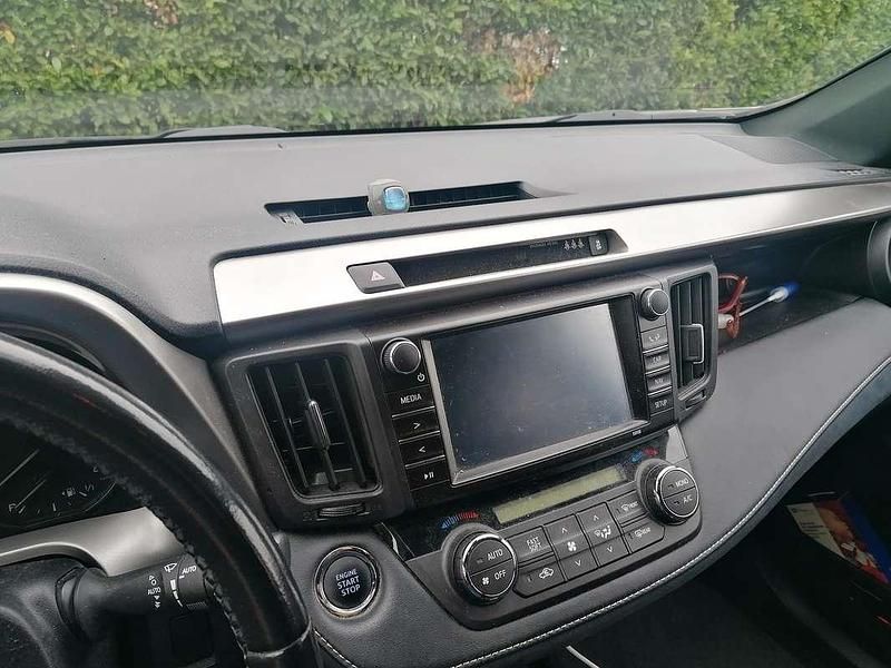 Usata Toyota RAV4 143 CV (105 kW) 2017 SUV