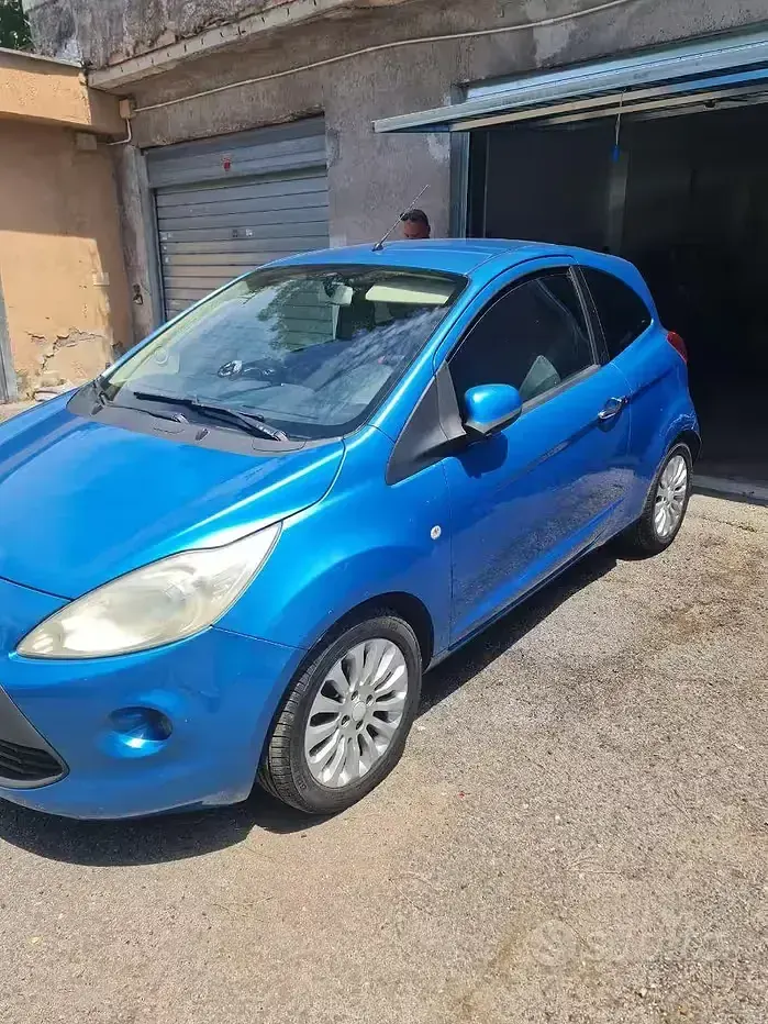 Usata Ford Ka 69 CV (50 kW) 2011 Bluazzurro Utilitaria