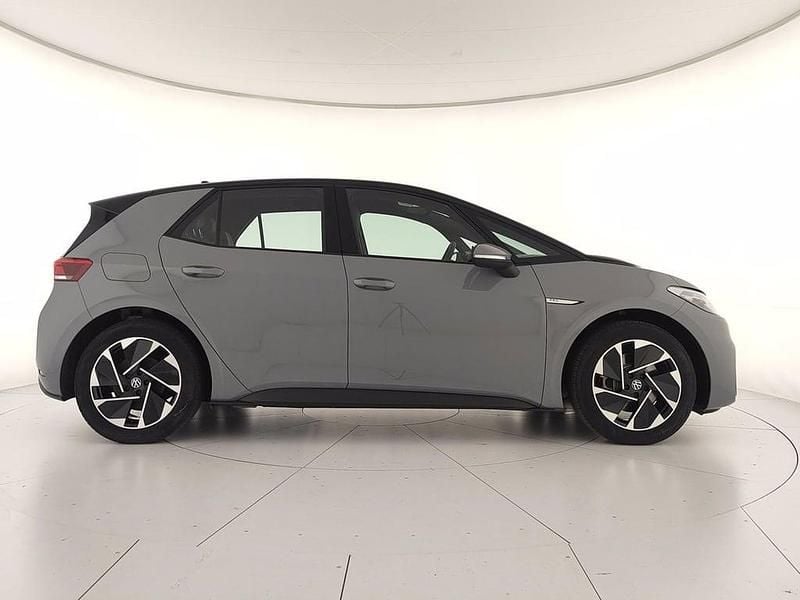 Usata VW ID.3 Pro Performance 150 kW (204 CV) 2023 Moonstone grey nero Utilitaria