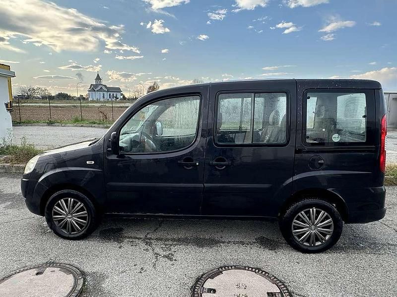 Usata Fiat Doblò Family 84 CV (61 kW) 2007 Monovolume