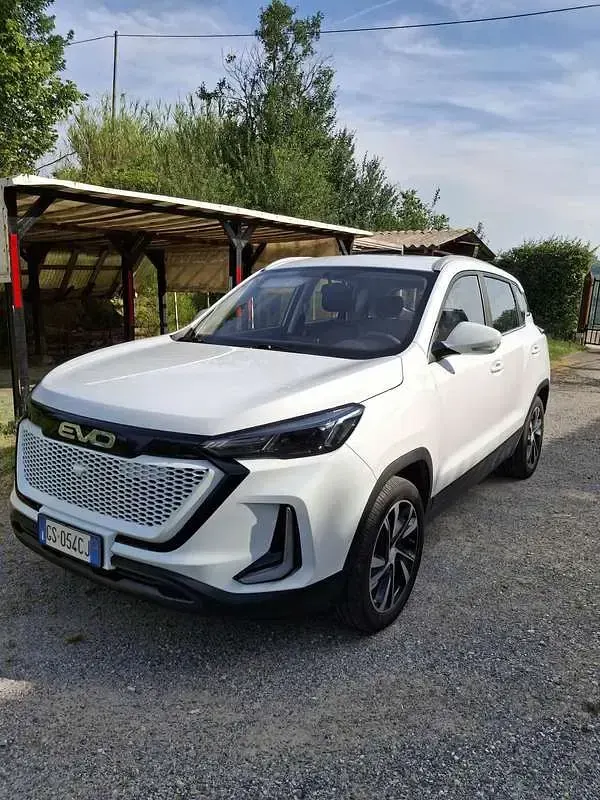 Usata EVO Evo 5 120 CV (88 kW) 2024 Bianco SUV