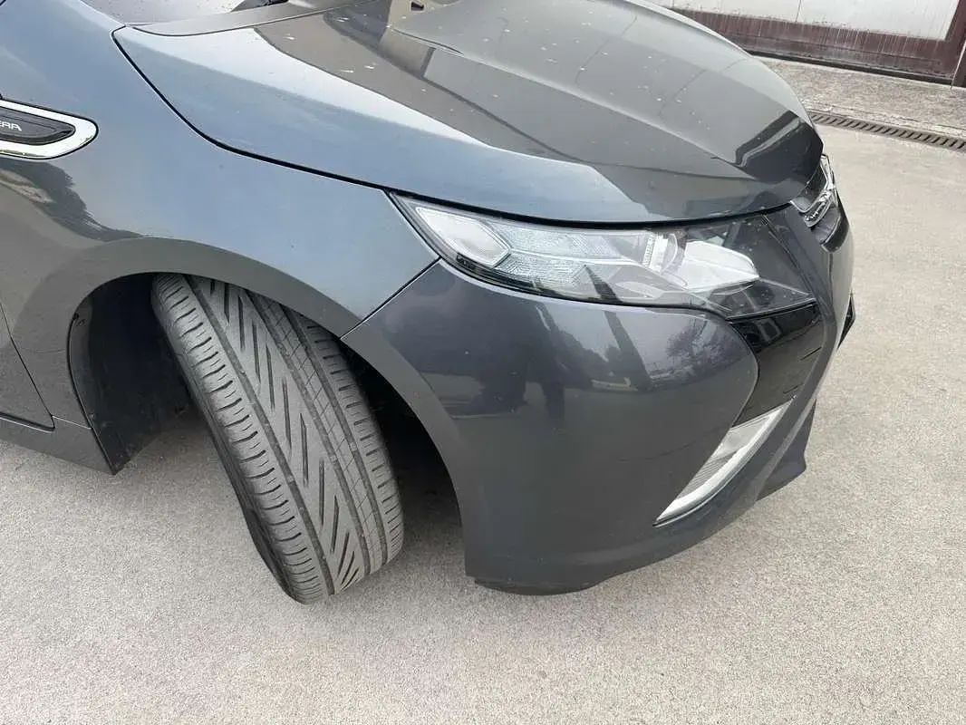 Usata Opel Ampera 151 CV (111 kW) 2014 Nero Utilitaria