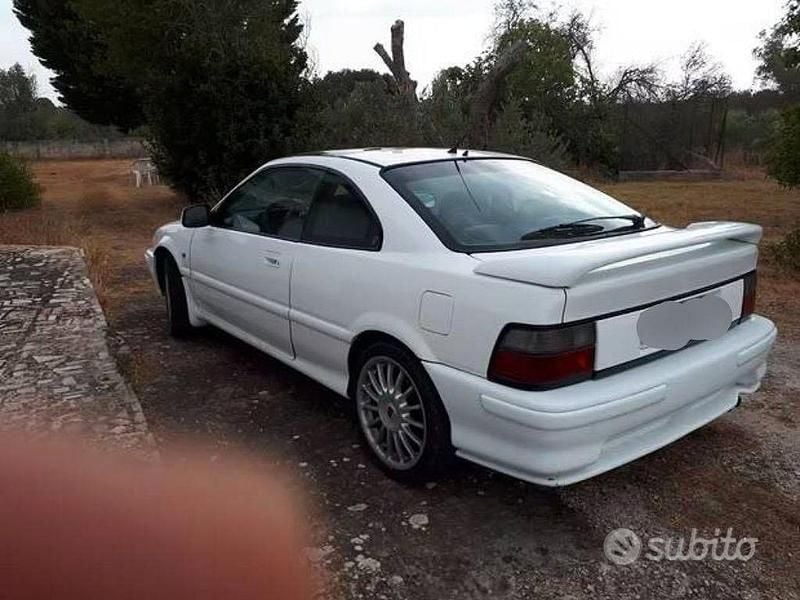 Usata Rover 216 122 CV (89 kW) 1995 Bianco Coupé