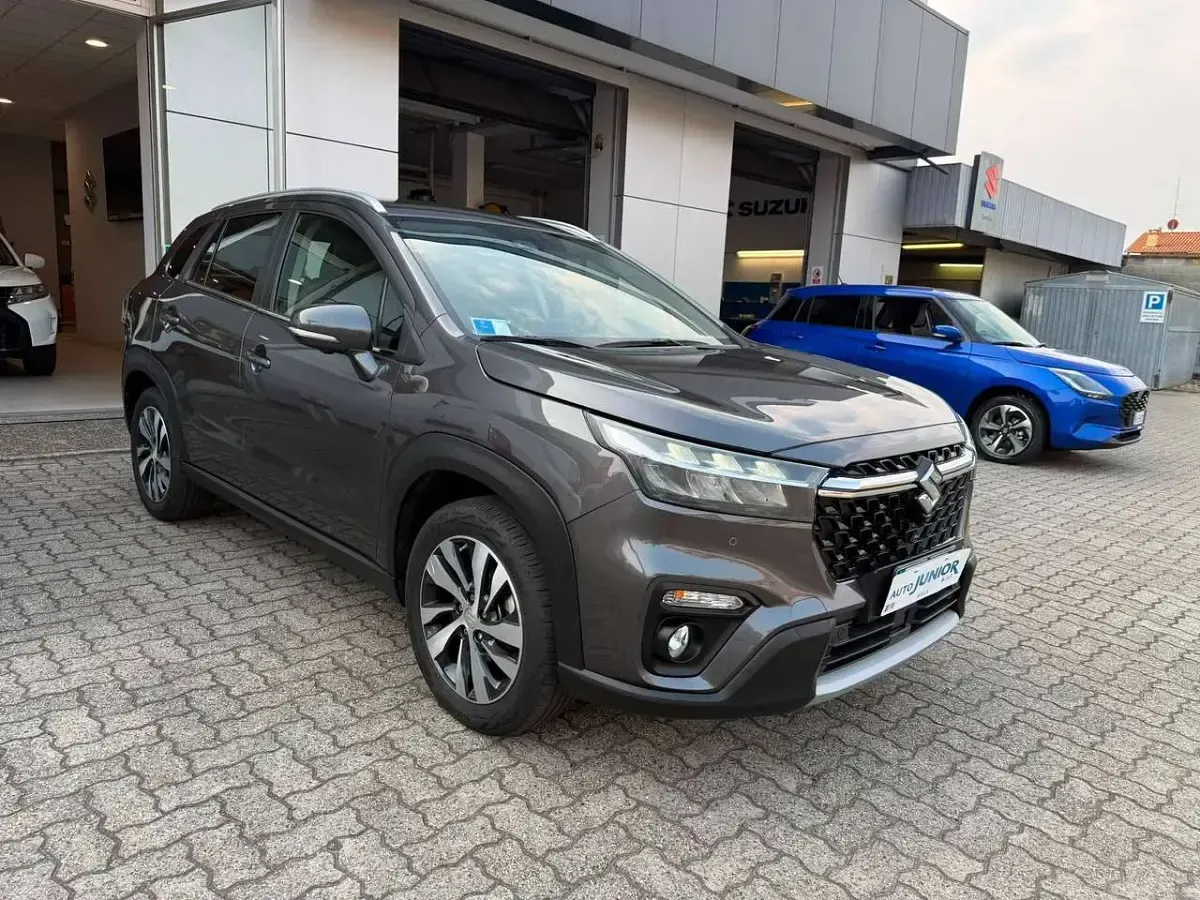 Usata Suzuki SX4 S-Cross 129 CV (94 kW) 2023 Grigio SUV