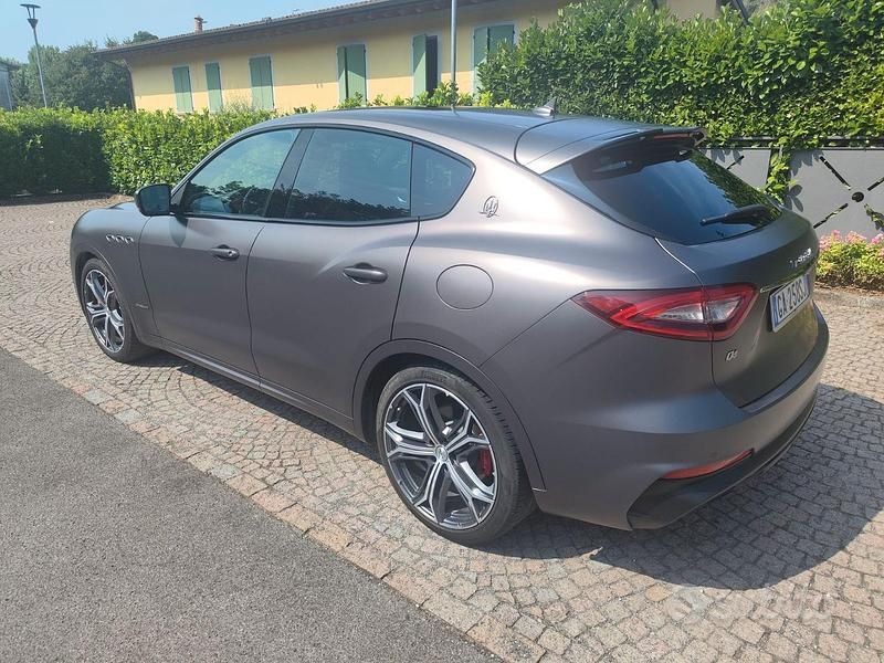 Usata Maserati GranSport 250 CV (183 kW) 2020 Grigio Station wagon
