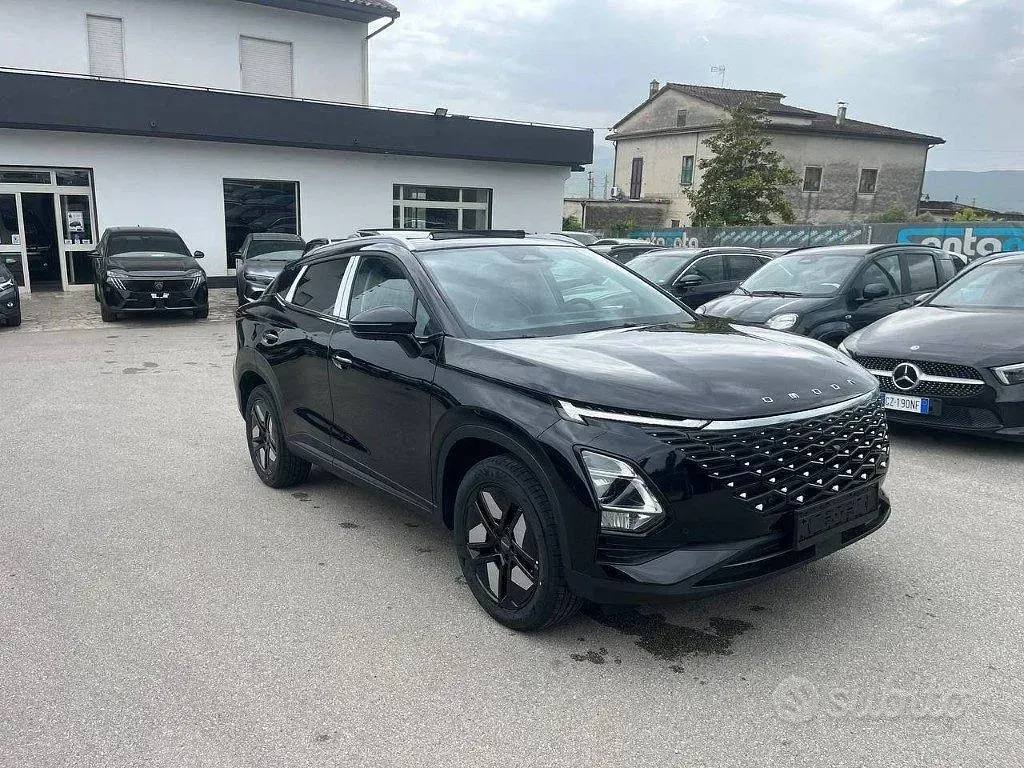 Nuova Omoda 5 147 CV (108 kW) 2025 Nero SUV