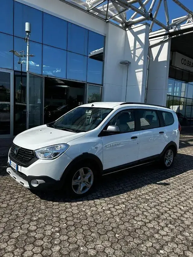 Usata Dacia Lodgy Stepway 116 CV (85 kW) 2021 Bianco Monovolume