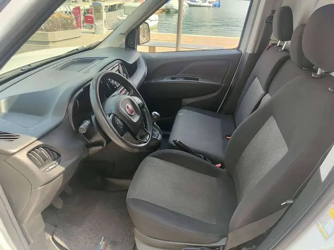 Usata Fiat Doblò Easy 95 CV (69 kW) 2021 Monovolume