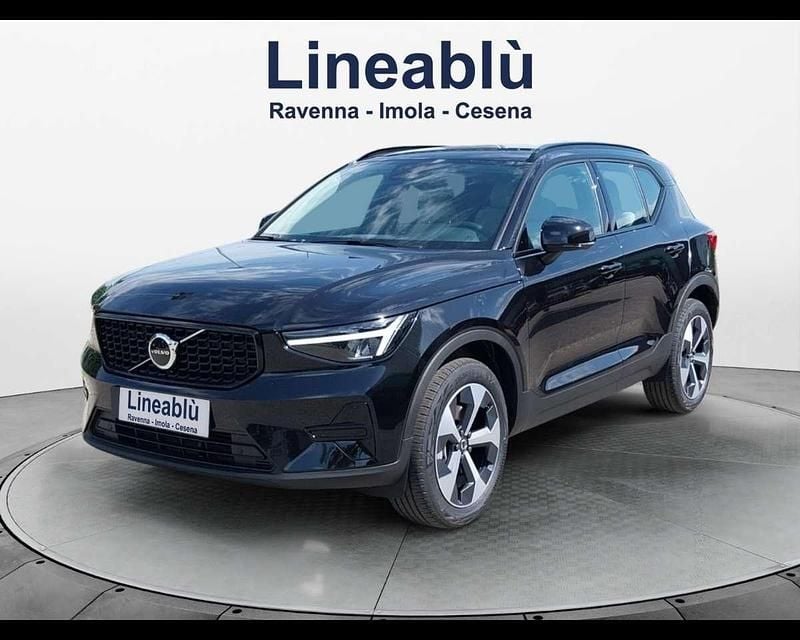 Nero Nuova 2025 Volvo XC40 Plus SUV | 42.900 € (Molto cara) - Immagine 1/4