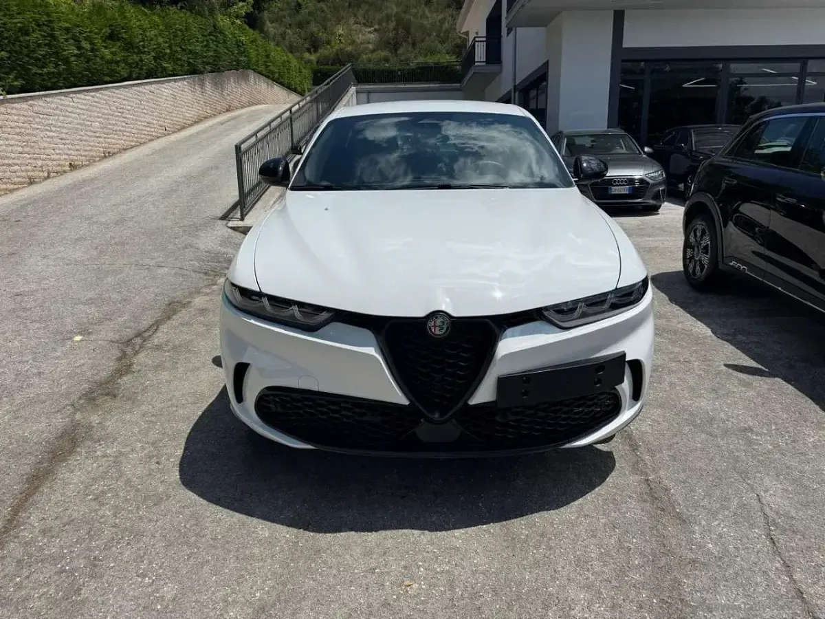 Usata Alfa Romeo Tonale Sprint 131 CV (96 kW) 2024 Bianco SUV