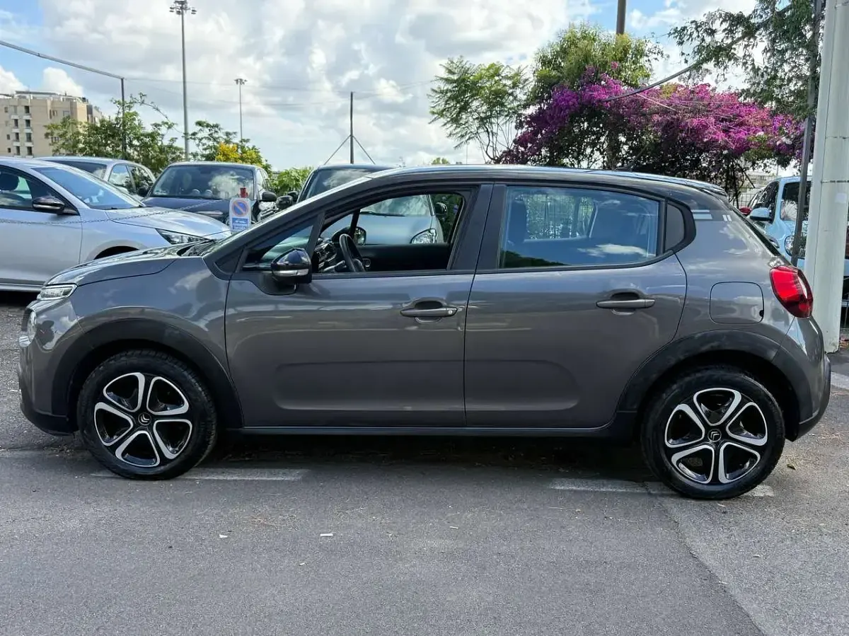 Usata Citroën C3 Shine 82 CV (60 kW) 2019 Grigio Utilitaria