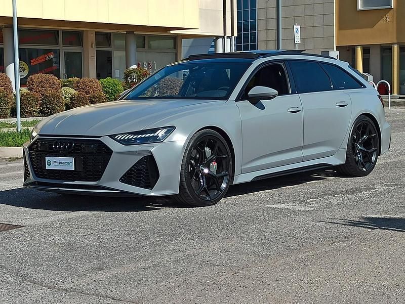 Usata Audi RS6 599 CV (440 kW) 2021 Grigio Station wagon