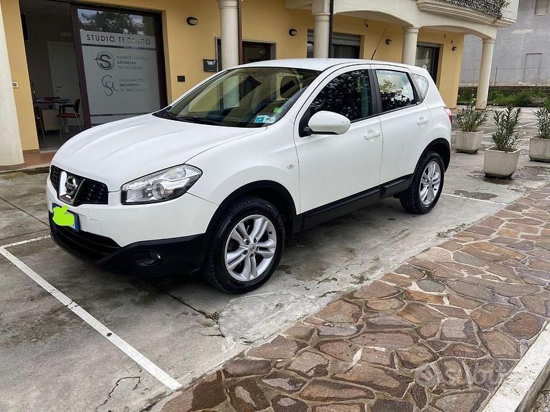 Usata Nissan Qashqai 2012 Bianco SUV
