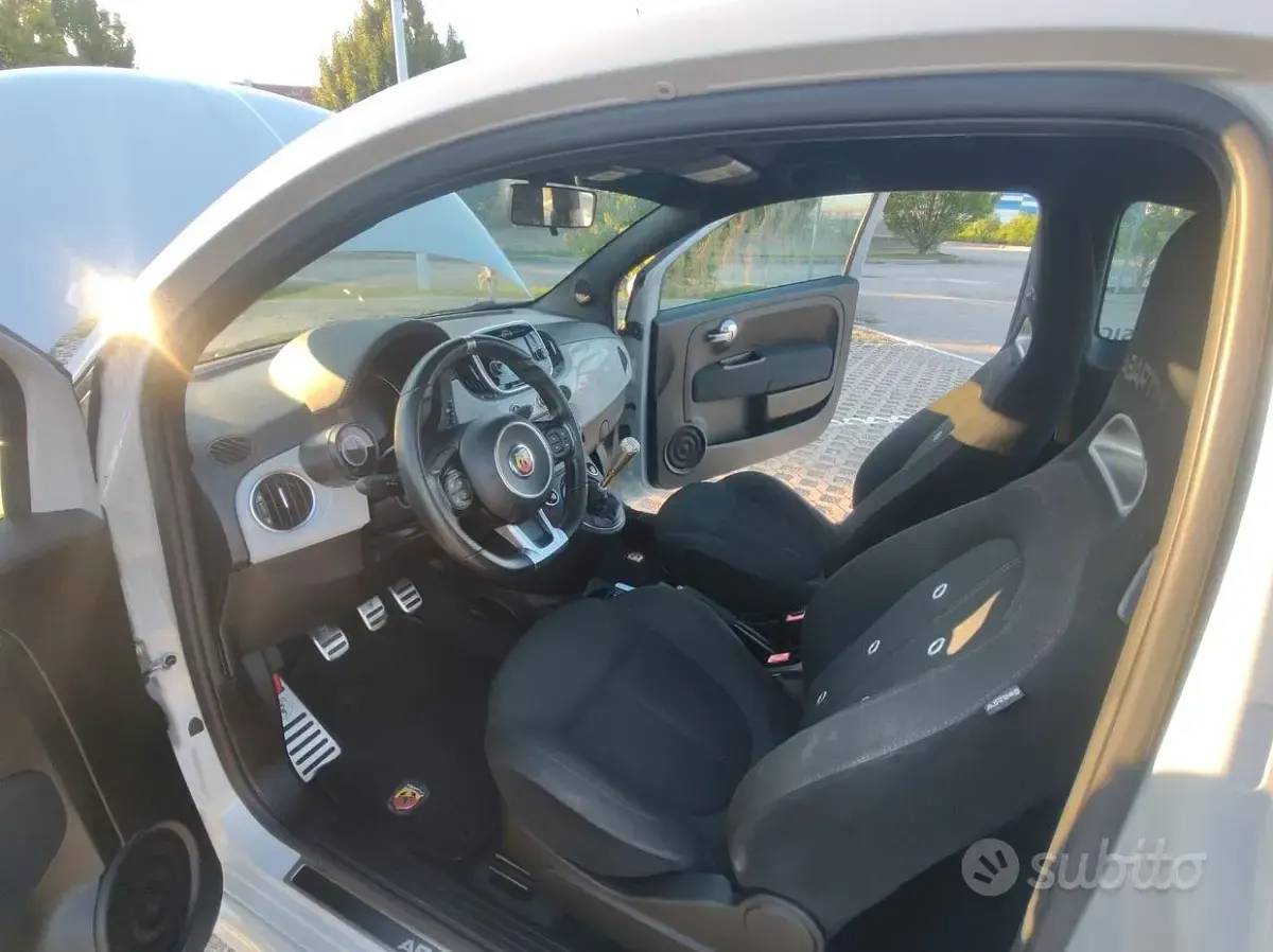 Usata Abarth 595 145 CV (106 kW) 2017 Grigio Berlina