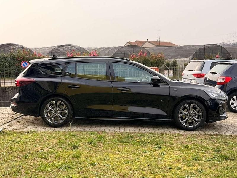 Usata Ford Focus ST-Line X 125 CV (91 kW) 2023 Nero Station wagon
