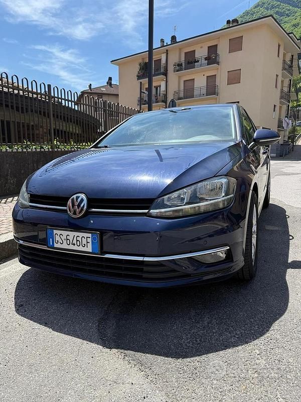 Usata VW Golf VII 115 CV (84 kW) 2018 Blu Utilitaria