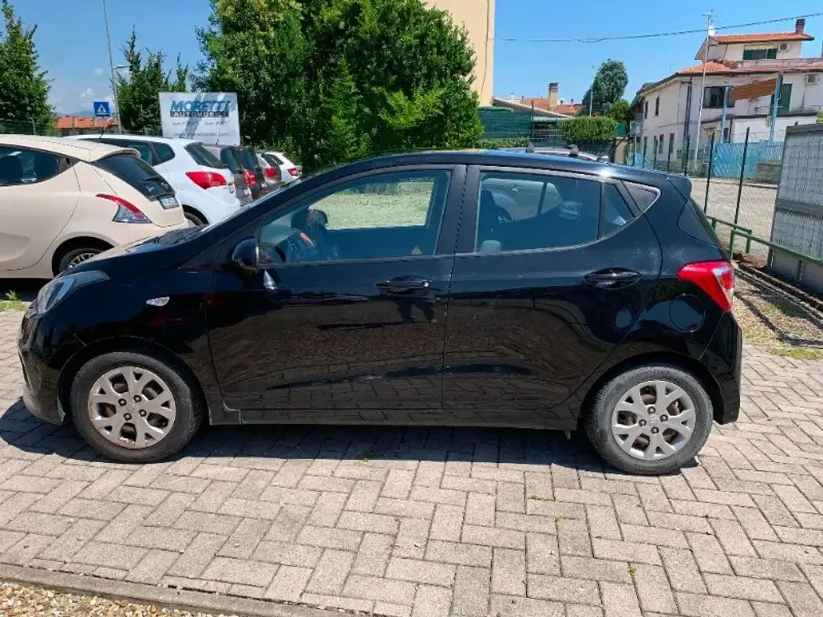 Usata Hyundai i10 65 CV (47 kW) 2016 Nero Utilitaria