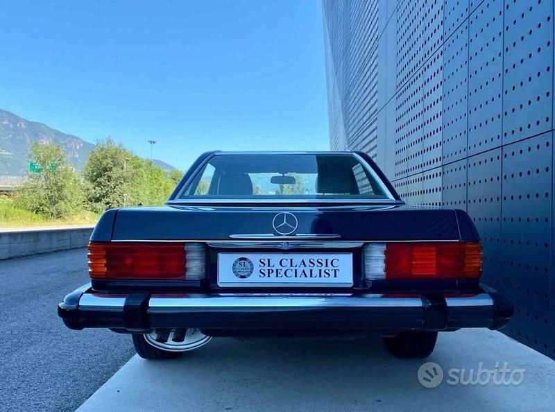 Usata Mercedes SL500 245 CV (180 kW) 1988 Blu pastello Cabrio