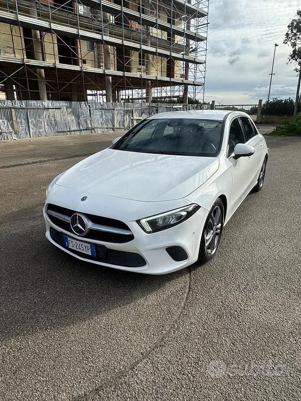 Usata Mercedes A180 Executive 115 CV (84 kW) 2018 Bianco Berlina